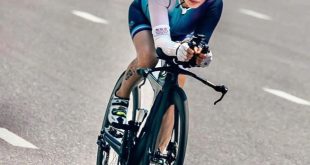 Cao Nguyệt Hằng trên cung đạp xe 180km IRONMAN 140.6 Đà Nẵng